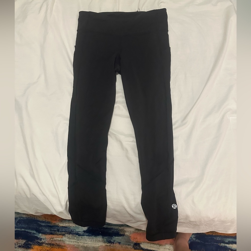 Cropped lulu lemon leggings